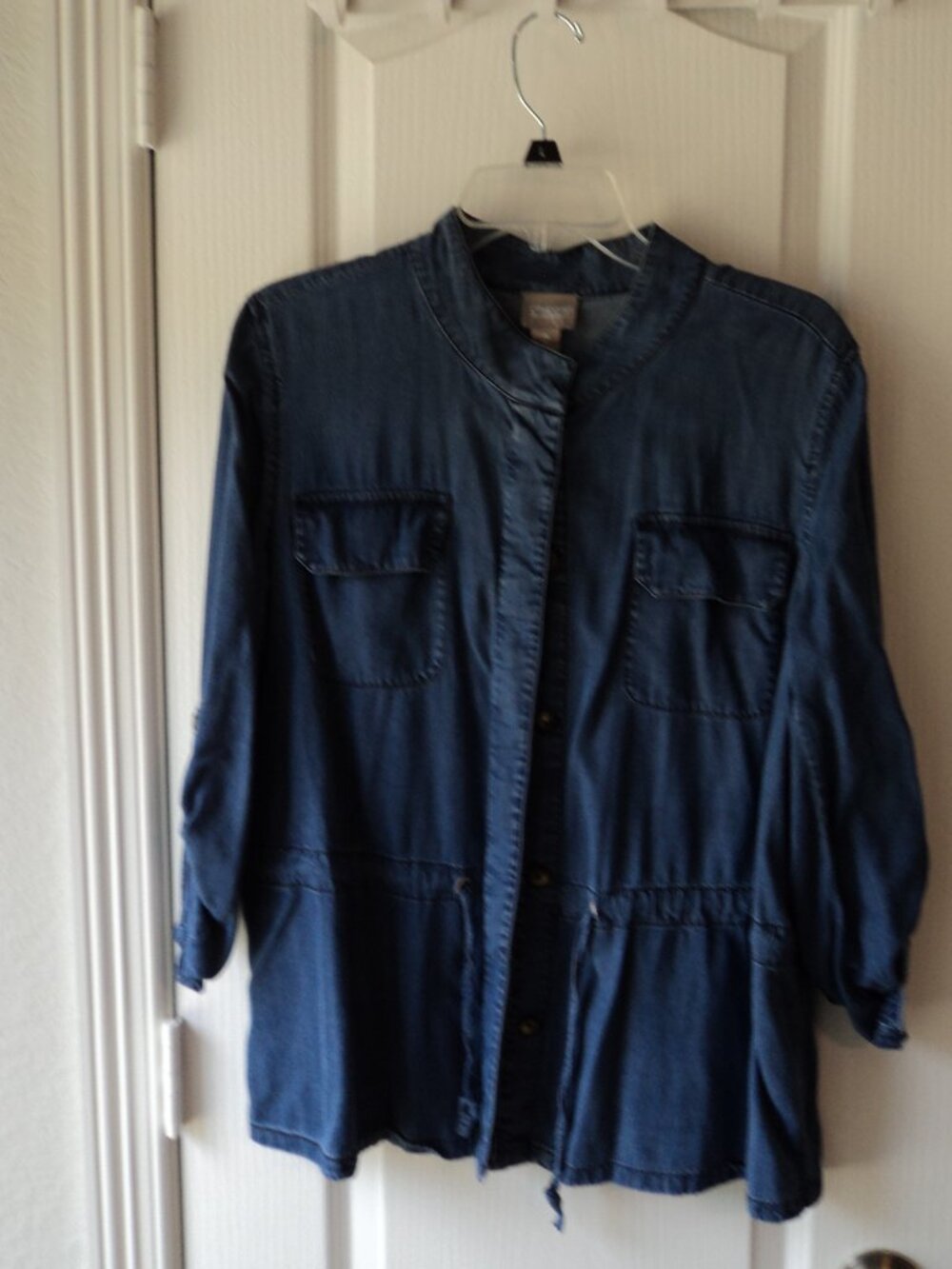 Women's Button up 3/4 Sleeve Top